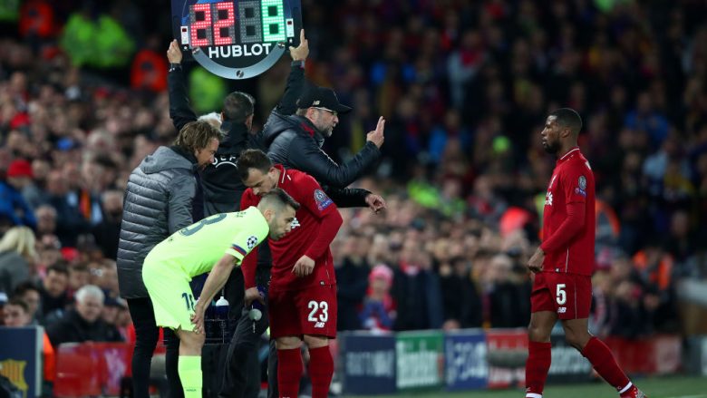 UEFA po e ndryshon rregullin e zëvendësimeve para finales Tottenham – Liverpool