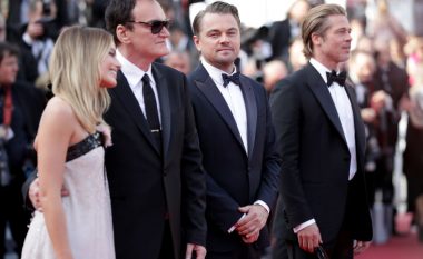 DiCaprio e Pitt parakalojnë në qilimin e kuq, filmi “Once upon time in Hollywood” u shfaq në Kanë