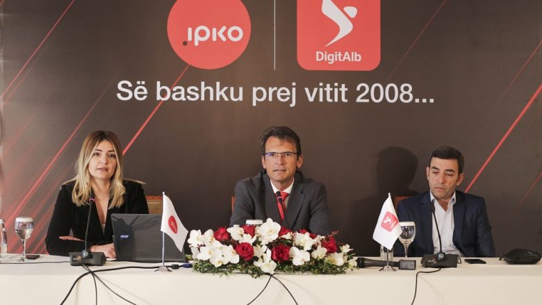 IPKO dhe Digitalb vazhdojnë bashkëpunimin edhe për 5 vite (Video)