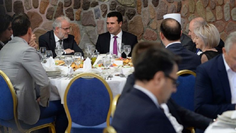 Zaev pas iftarit të shtruar: Ramazani është bashkues