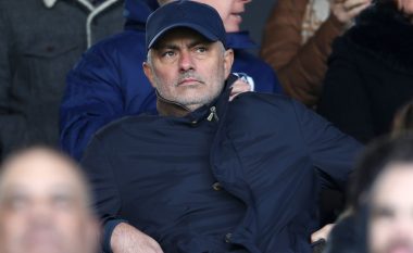 Mourinho beson se mund t’i zgjidhë problemet e PSG-së në Evropë