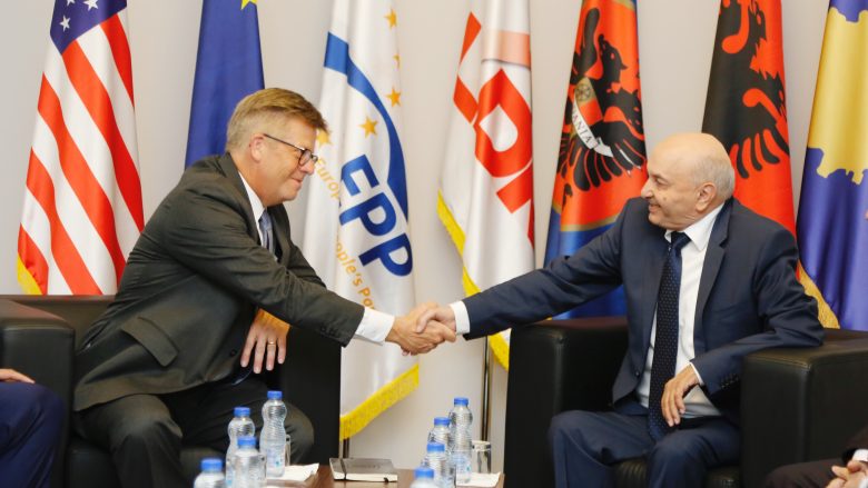 Mustafa takon kongresmenin Hultgren, e njofton për qëndrimet e LDK-së rreth zhvillimeve të fundit në Kosovë