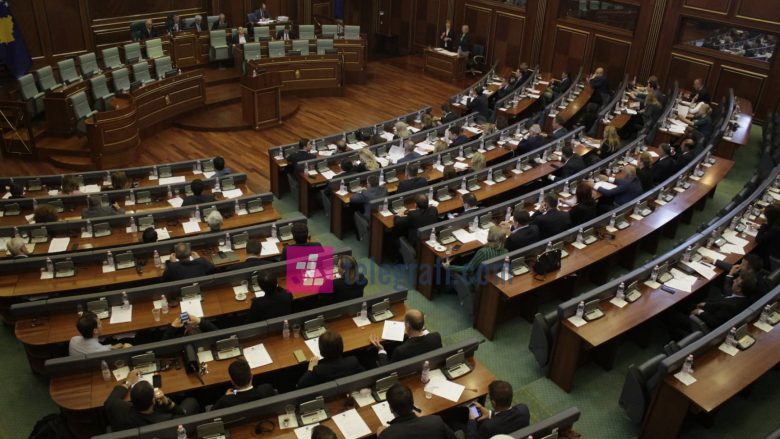 Kuvendi miraton rezolutën për rritjen e pagës minimale në 250 euro
