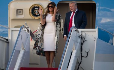 Brenda udhëtimit me aeroplanin presidencial – si kalojnë kohën Trump, Melania dhe stafi i tij