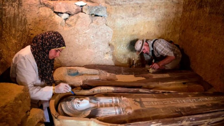 Në Piramidat e Gizës zbulohet varri i lashtë 4500-vjeçar