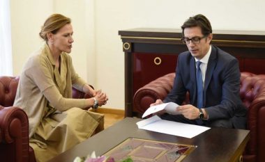 Pendarovski-Barishiq: Theksohen marrëdhëniet e mira bilaterale në mes Maqedonisë së Veriut dhe Kroacisë