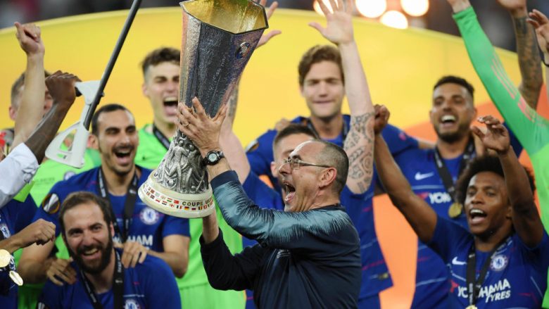 Sarri: Do të flasë me drejtuesit e Chelseat për të ardhmen