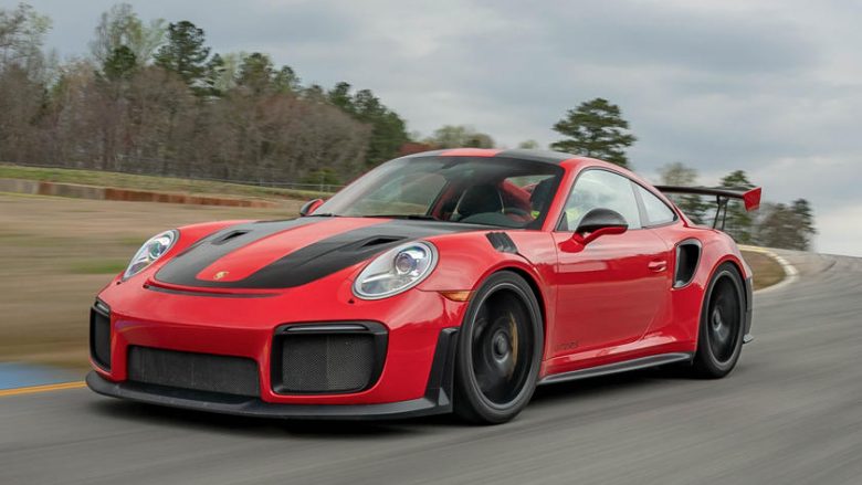 Shpejtësia e Porsche 911 GT2 RS, shumë me lartë se që është thënë më parë (Video)