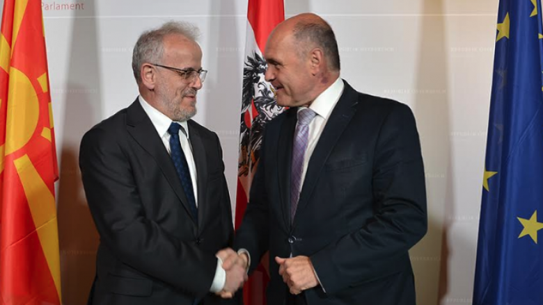 Xhaferi-Sobotka: Austria do të bëjë çmos t’i bind skeptikët për nisjen e negociatave me Maqedoninë e Veriut