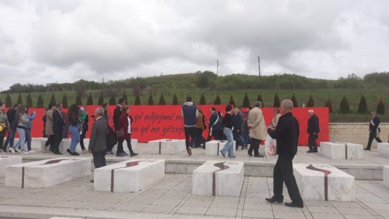 Arbëreshët nderojnë heronjtë e Kosovës