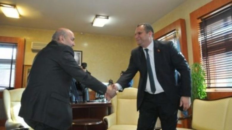 Ahmeti takohet me Mustafën, flasin për dakordim për rrëzimin e Qeverisë Haradinaj