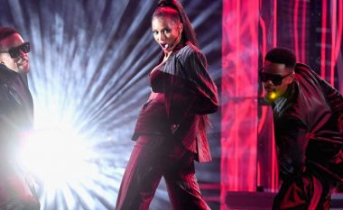 Ciara performoi “Thinkin Bout You” në Billboard Music Awards