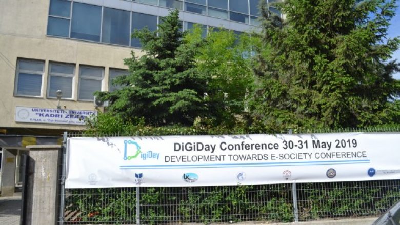 Konferenca e teknologjisë mbledh studentët e rajonit në Gjilan