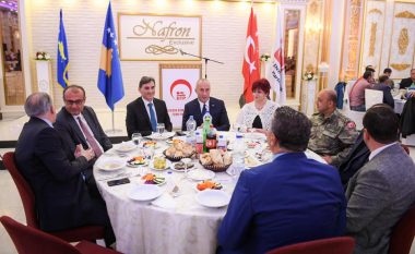 Haradinaj: Turqit e Kosovës janë bashkëudhëtarët tanë nëpër shekuj