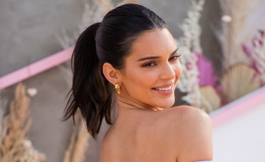 Kendall Jenner s’do t’i presë flokët kurrë shkurt për një arsye shumë të çuditshme