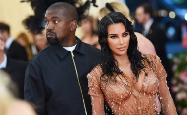 Vjen në jetë fëmija i katërt i Kim Kardashian dhe Kanye West