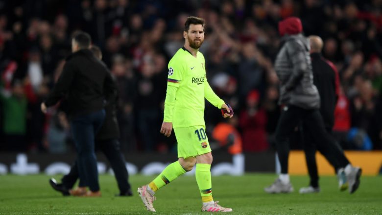 Messi u vërshëllye nga tifozët e Barcelonës pas eliminimit nga Liga e Kampionëve