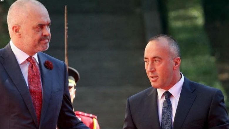 Haradinaj i kërkon Ramës të legalizojë kanabisin: Por, mos e mbillni si fasule