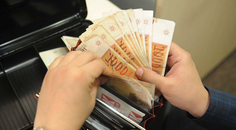 Prej marsit paga minimale në Maqedoninë e Veriut do të rritet në 20.175 denarë