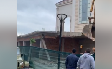 Fillon rrënimi i objekteve te Katedralja në Prishtinë