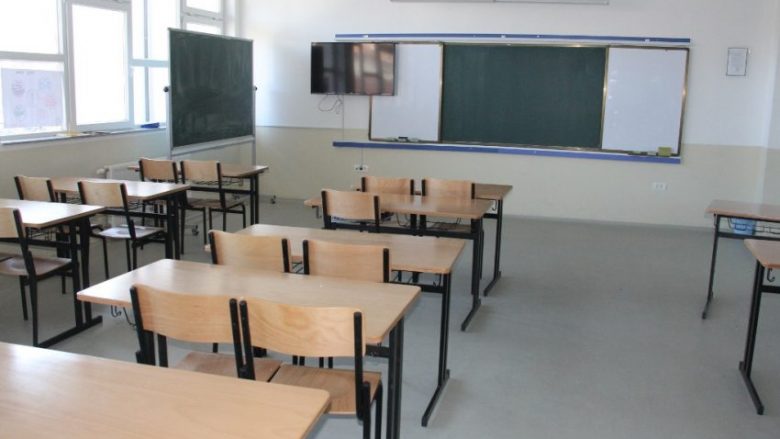 QKQ-Maqedoni: Shkollat nuk kanë mjete për mbrojtje nga virusi
