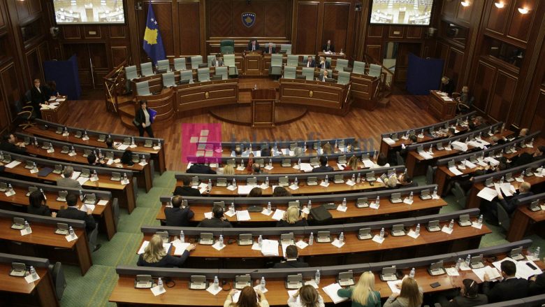 Deputeti i PDK-së kërkon unitet politik në Kosovë