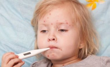 Prindërit që nuk vaksinojnë fëmijët në Gjermani, do gjobiten me 2.500 euro