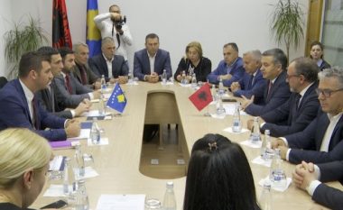 Kosova dhe Shqipëria shprehin vullnetin për ofertë të përbashkët turistike