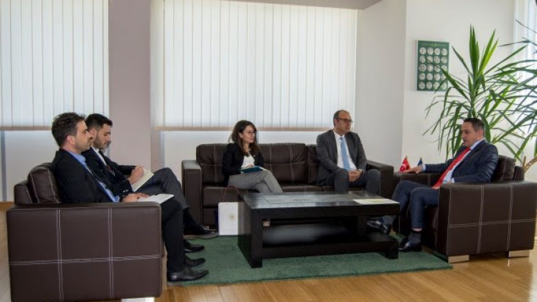 Kosova dhe Turqia pajtohen për bashkëpunim në fushën e mjedisit