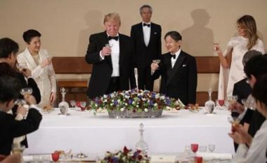 Trump në darkë me perandorin japonez