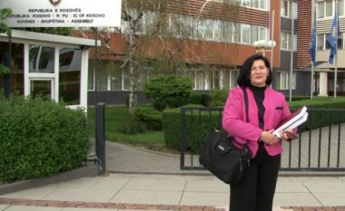 Dorëzohet në Kuvend peticioni për hapjen e onkologjisë në Pejë