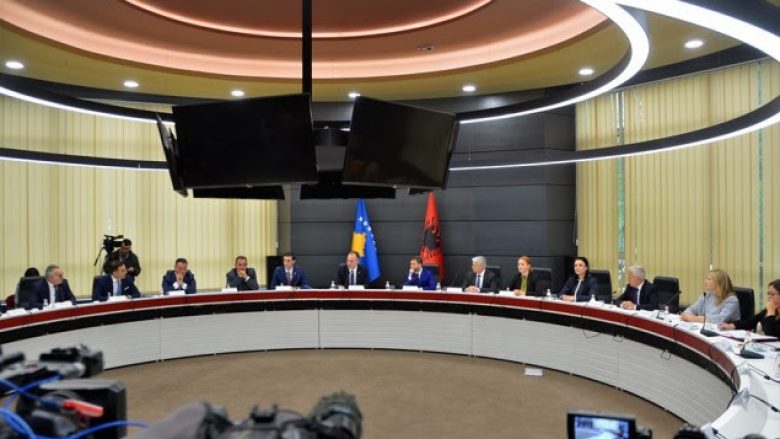 Marrëveshjet Kosovë-Shqipëri do të fillojnë shpejt të zbatohen