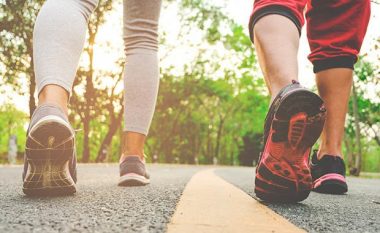 Teknika në ecje që ju ndihmon t’i digjni 40 për qind më shumë kalori