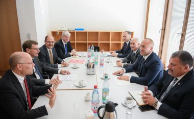 Haradinaj takoi deputetët e CDU-së, diskutuan për liberalizimin e vizave