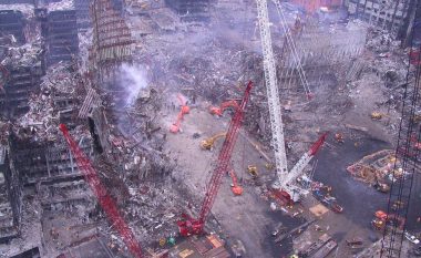 Imazhe të papara të pasojave të sulmeve terroriste të 11 shtatorit (Foto)