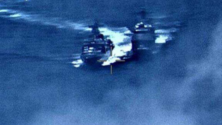 Luftanijet amerikane dhe ruse shmangin përplasjen për disa metra në Oqeanin Paqësor (Video)