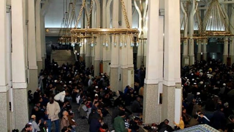 Itali, myslimanët i dedikojnë festen e mbylljes së Ramazanit Papa Françeskut