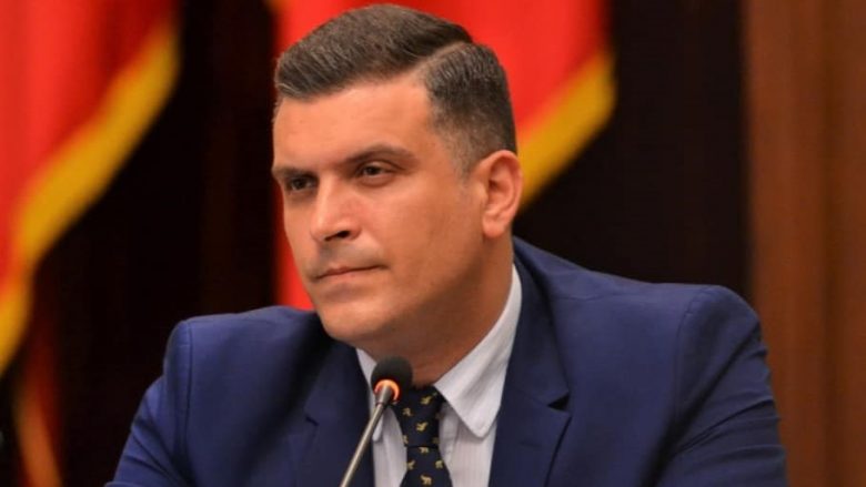 Reagon zëdhënësi i Presidentit të Shqipërisë, Tedi Blushi