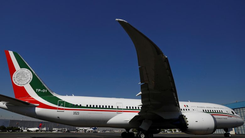 Presidenti meksikan do të shes aeroplanin presidencial, paratë do t’i investojë në frenimin e emigracionit ilegal Foto)