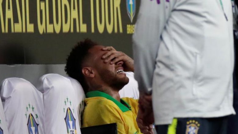 Neymar braktis fushën duke qarë, humb “Copa America” pasi lëndoi ligamentet