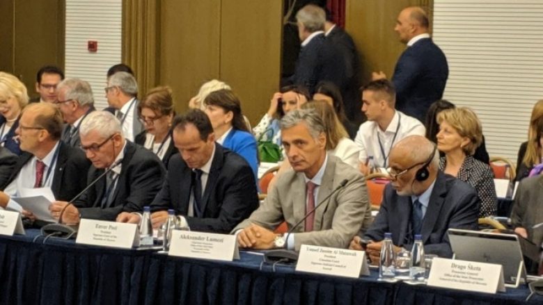 Lumezi merr pjesë në konferencën e kryetarëve të gjykatave supreme dhe prokurorëve në Mal të Zi
