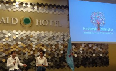 Fondacioni “Fundjavë ndryshe” vjen në Prishtinë, ndihmon familjet në nevojë (Video)