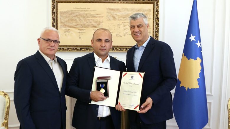 Thaçi ndan urdhrin “Hero i Kosovës” për dëshmorin Dinë Grabovci