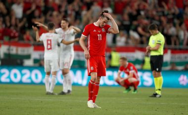 Bale kishte një paraqitje për tu harruar me Uellsin ndaj Hungarisë, humbi një rast që vështirë se mund të mendohet