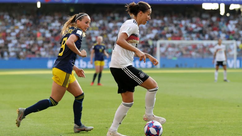 Kosovare Asllani me Suedinë arrin në gjysmëfinale të Botërorit