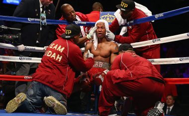 Ish-kampioni i botës në boks, Zab Judah, shtrohet në spital pas gjakderdhjes në tru