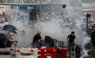 Vazhdojnë protestat në Hong Kong kundër Ligjit për Ekstradim në Kinë