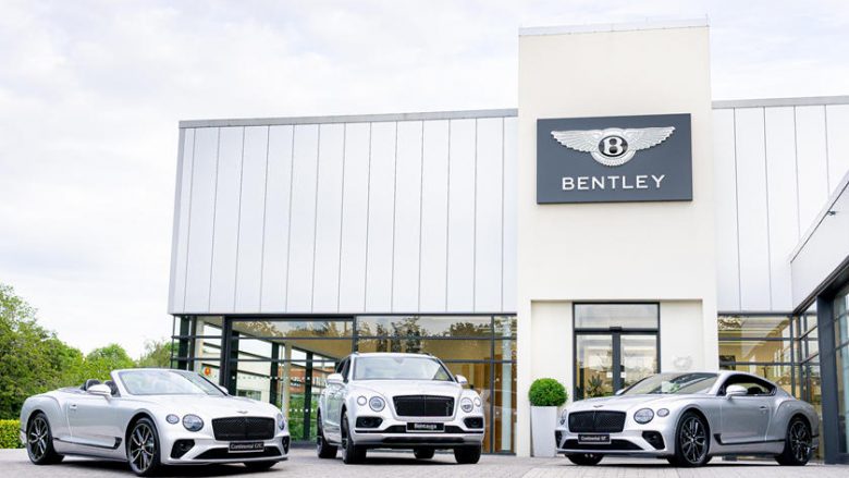 Lansohen tri edicione speciale, për të festuar themelimin e një qendre të Bentley (Foto)
