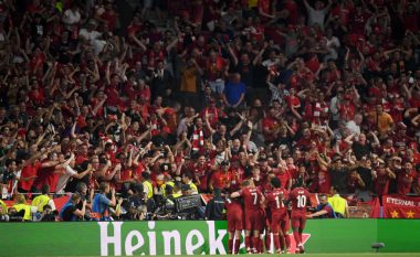 Liverpooli fiton trofeun e gjashtë në histori të Ligës së Kampionëve, bëhet klubi i tretë evropian me më shumë kupa në këtë garë
