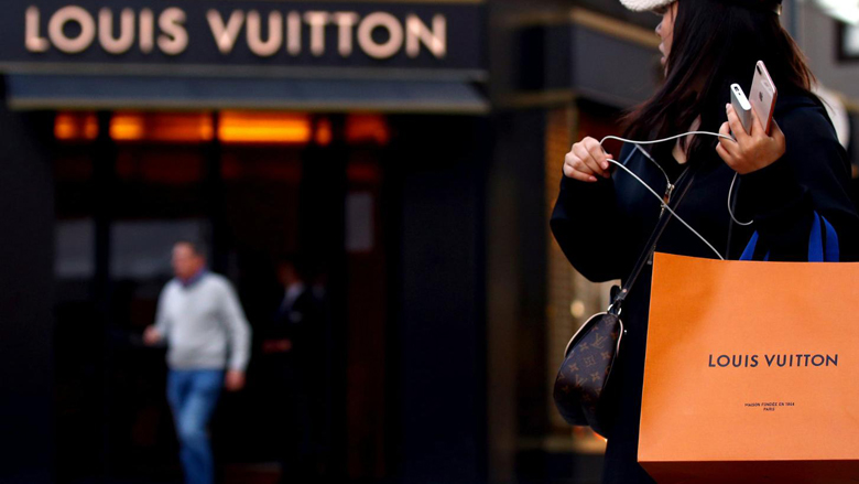 Pse Louis Vuitton nuk bën kurrë ulje? Mësojeni një herë e mirë arsyen